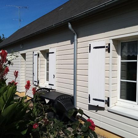 Chez Colette Villa Montviron Exterior photo